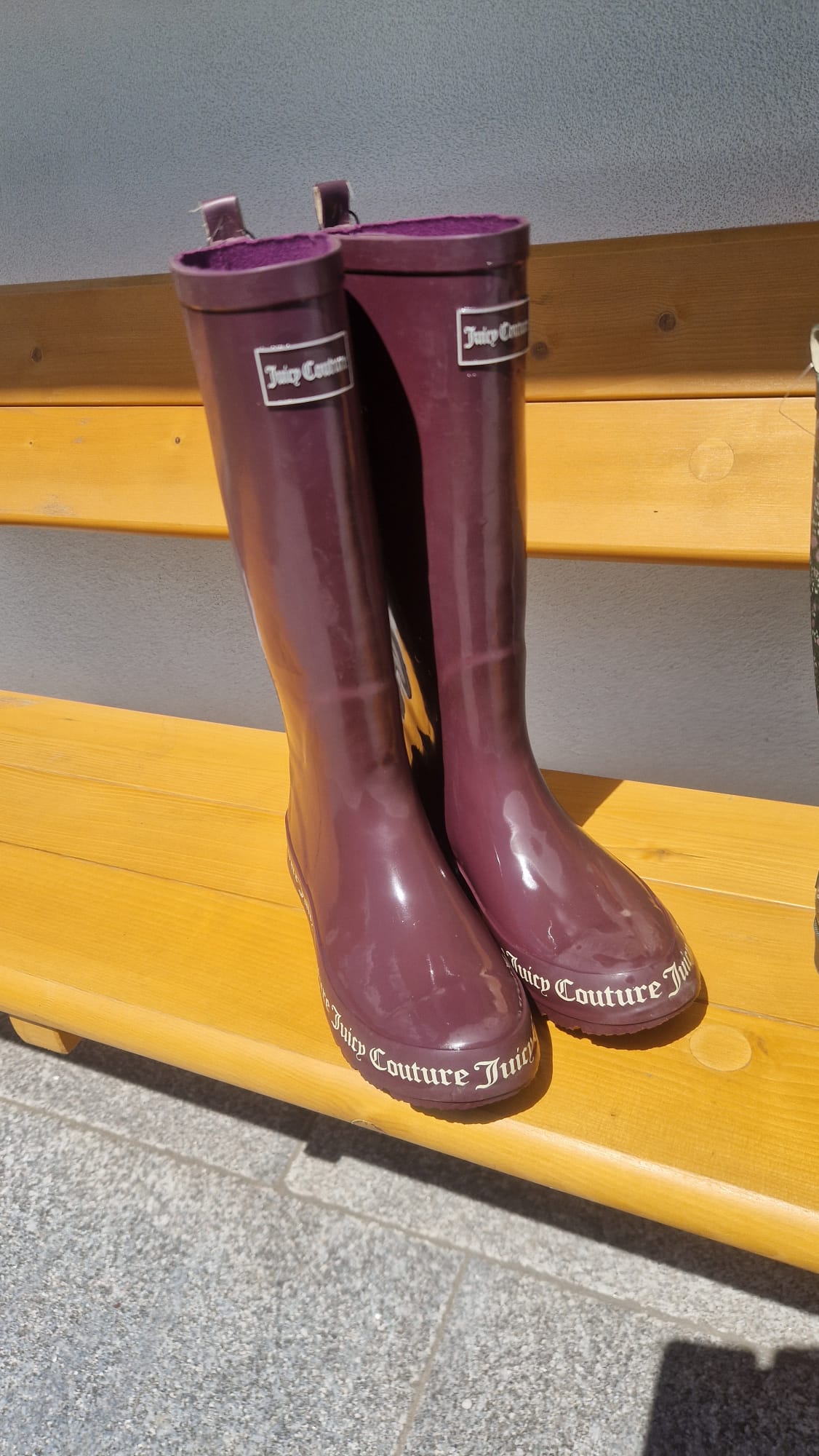 Juicy Couture Purple Rubber Boots